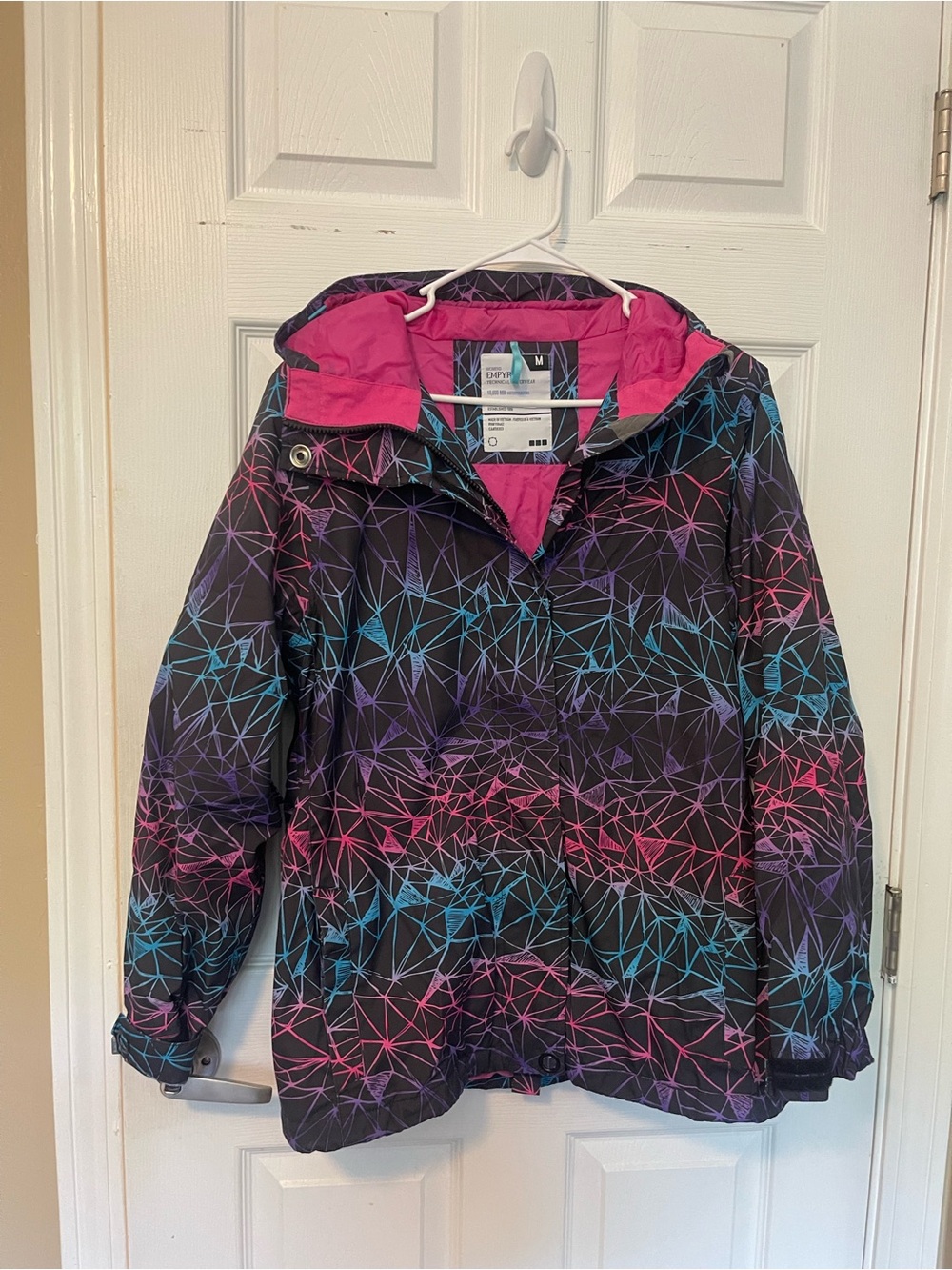 Empyre women’s Ski/Snowboarding jacket from Zumiez